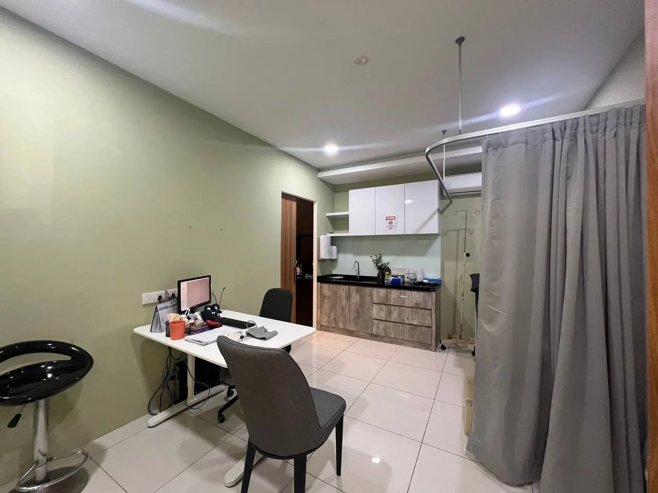 Ruang rawatan Klinik Primakasih